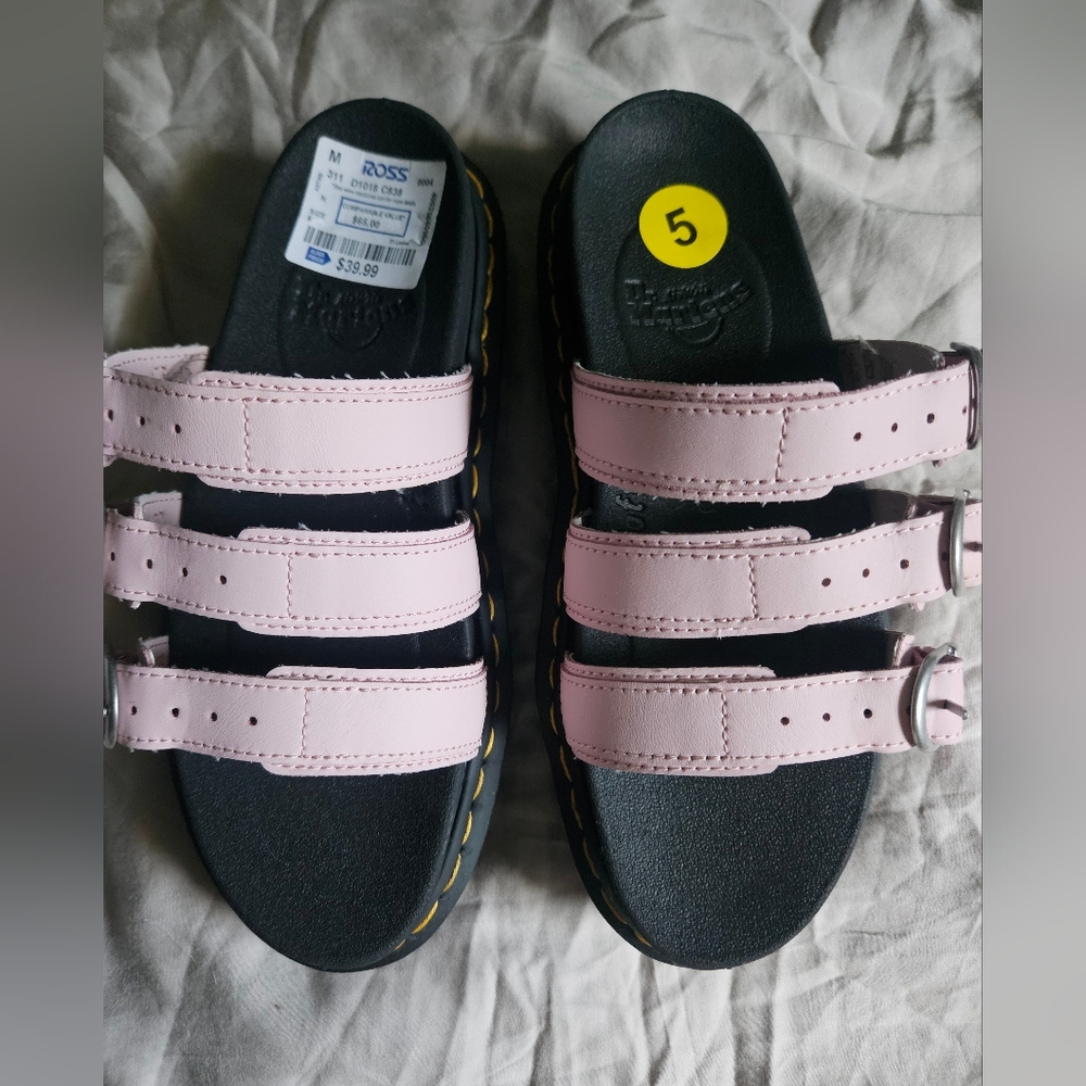 Dr. Marten's Pink Sandals, NWT, size 5